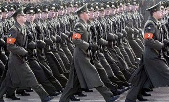 Παγκόσμια υπερδύναμη: Σχεδόν 2 εκατομμύρια άτομα υπηρετούν στις ρωσικές Ένοπλες Δυνάμεις