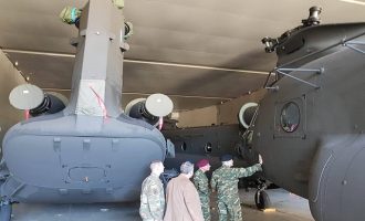 Tρία νέα ελικόπτερα Σινούκ παρέλαβε ο Στρατός Ξηράς (φωτο)