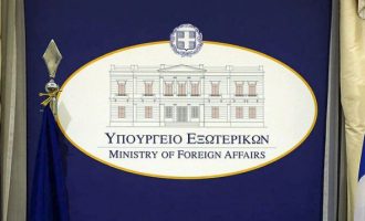 Προειδοποίηση προς Τουρκία: «Η Ελλάδα δεν πρόκειται ποτέ να αποδεχθεί τα τετελεσμένα της εισβολής στην Κύπρο”