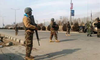 Βομβιστική επίθεση αυτοκτονίας Ταλιμπάν σε αστυνομικό τμήμα στο Αφγανιστάν με 8 νεκρούς