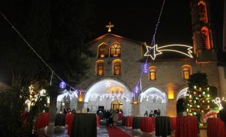 Παρουσία της Αμερικανίδας Προξένου η χριστουγεννιάτικη λειτουργία των Ελλήνων στην Αντιόχεια