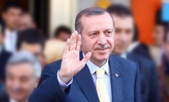 Η ΕΕ σχεδιάζει συνάντηση κορυφής με Ερντογάν