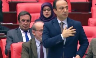 Αποβλήθηκε βουλευτής από την τουρκική Βουλή επειδή είπε τη λέξη «Κουρδιστάν»