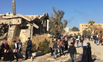 Η πείνα και το κρύο θερίζουν τους κατοίκους της Μοσούλης – Το 50% της πόλης είναι ερείπια