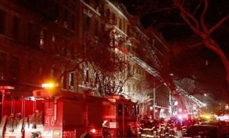 Παιδί που έπαιζε με την κουζίνα προκάλεσε τη φονική πυρκαγιά σε συνοικία της Ν. Υόρκης