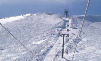 Χιονοστιβάδα καταπλάκωσε παρέα στη Βασιλίτσα – Σε κρίσιμη κατάσταση 30χρονος