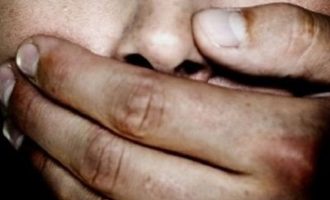Νέα Σμύρνη: Βαριές κατηγορίες στους συλληφθέντες που «πήγαιναν» με την 14χρονη