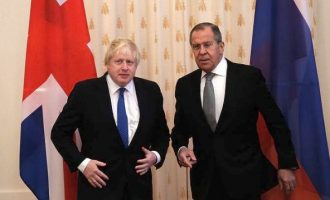 Τι είπε ο Λαβρόφ για τις “κακές σχέσεις” Μόσχας-Λονδίνου και “ποιος φταίει”