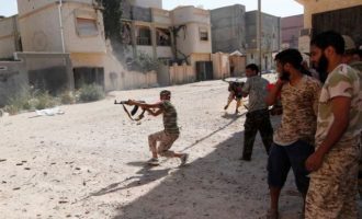 Αιματηρές μάχες με τζιχαντιστές στο αεροδρόμιο Μιτίγκα στη Λιβύη – 20 νεκροί