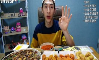 Δείτε πως ένας 14χρονος από τη Νότια Κορέα βγάζει 1500 δολάρια την ημέρα (βίντεο)