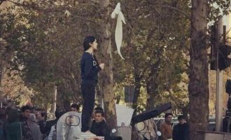 Δώδεκα οι νεκροί διαδηλωτές στο Ιράν