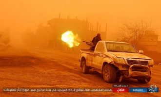 Το Ισλαμικό Κράτος επιτέθηκε αιφνιδιαστικά στους Κούρδους μέσα σε αμμοθύελλα (φωτο)