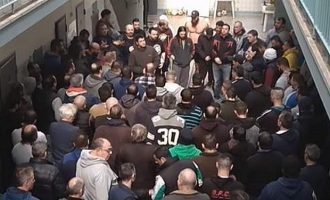 Οι κρατούμενοι στον Κορυδαλλό εκφώνησαν λόγο για τον δολοφονημένο Στεφανάκο (βίντεο)