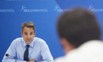 Πανικός Μητσοτάκη: Στην αρχή είπε “όχι” σε ενημέρωση για Σκόπια και μετά… “ναι”