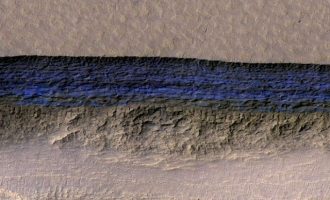 Ανακαλύφθηκαν τεράστια αποθέματα νερού στον πλανήτη Άρη