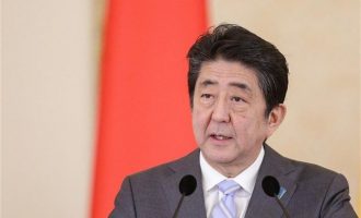 Παραιτήθηκε από πρωθυπουργός της Ιαπωνίας ο Σίνζο Άμπε