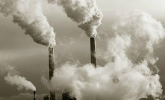 Πρώτη στις παρανομίες η Γερμανία – Τελεσίγραφο από την Κομισιόν για την ατμοσφαιρική ρύπανση