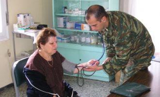 Σε ποια ακριτικά νησιά στέλνει η κυβέρνηση γιατρούς από το στρατό για επάνδρωση των Κέντρων Υγείας