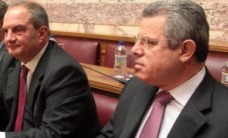 Γ. Βλάχος: Να παραιτηθεί ο Γεωργιάδης – Λάθος ο χαρακτηρισμός “κουκουλοφόροι” για τους μάρτυρες