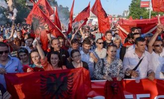 Ένα βήμα πριν τη διάσπαση το αλβανικό κόμμα BESA των Σκοπίων