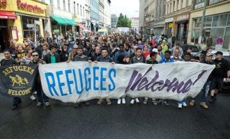 Στις Βρυξέλλες διαδήλωσαν υπέρ προσφύγων και μεταναστών – Σε ποιο νόμο λένε “όχι”