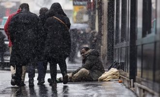 Περισσότεροι από 3.000 άστεγοι καταμετρήθηκαν σε μια νύχτα στο Παρίσι