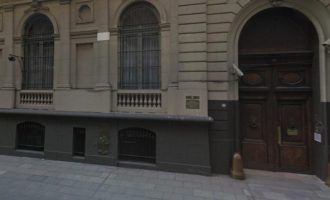 Εντοπίστηκαν 400 κιλά κοκαΐνης στη ρωσική πρεσβεία στο Μπουένος Άιρες