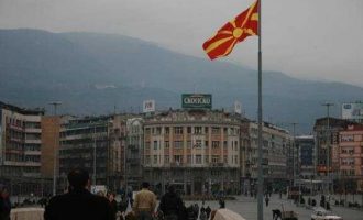 Πανικός στα Σκόπια από σέρβικο δημοσίευμα: «Η Ελλάδα ζήτησε να μην περιλαμβάνεται ο όρος “Μακεδονία”»
