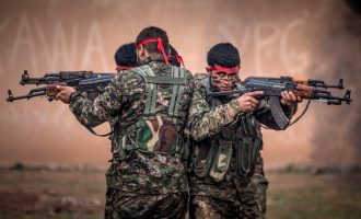 Οι Κούρδοι της Συρίας (YPG) επιτέθηκαν σε αρχηγείο του τουρκικού στρατού μέσα στην Τουρκία