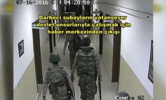 Βίντεο με τους οχτώ Τούρκους φυγάδες οπλισμένους το βράδυ του πραξικοπήματος έδωσε το Anadolu