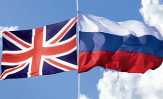 Tο Λονδίνο προειδοποιεί τους Βρετανούς που ταξιδεύουν στη Ρωσία για “εχθρικές αντιδράσεις”