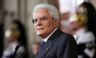 Ο πρόεδρος της Ιταλίας ζητά “αίσθημα ευθύνης” ενόψει των διαβουλεύσεων για κυβέρνηση