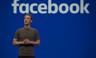 Ο Ζούκερμπεργκ του Facebook ζήτησε συγγνώμη με ολοσέλιδη πληρωμένη καταχώρηση σε εφημερίδες