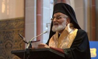Ο πρώην Πατριάρχης της Ελληνικής Μελχίτικης Εκκλησίας επαίνεσε τον συριακό στρατό για την εκκένωση της Αν. Γούτα
