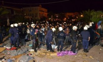 Μυτιλήνη: Άδειασε η πλατεία Σαπφούς από πρόσφυγες μετά από επιχείρηση της Αστυνομίας