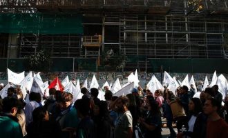 Οι Χιλιανοί βγήκαν στους δρόμους και διαδήλωσαν για τις συντάξεις α λα… Πινοσέτ