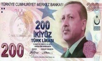 «Ανάσα» στην τουρκική λίρα μετά τις φήμες ότι ο Ερντογάν στέλνει ανθρώπους του στις ΗΠΑ