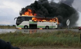 Κεραυνός χτύπησε λεωφορείο του ΚΤΕΛ Έβρου γεμάτο επιβάτες (βίντεο)