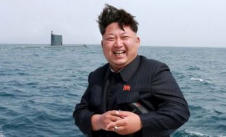 Πρώην αξιωματούχος της Βόρειας Κορέας: Ο Κιμ Γιονγκ Ουν «δεν μπορεί να σηκωθεί μόνος του ή να περπατήσει κανονικά»