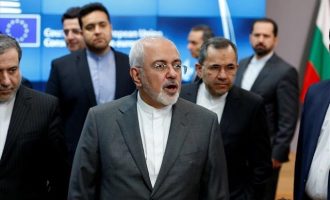 Στις Βρυξέλλες ο υπουργός Εξωτερικών του Ιράν για τη συμφωνία για τα πυρηνικά