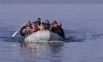 Μέσα σε έξι ημέρες 1.200 πρόσφυγες και μετανάστες έφτασαν σε Χίο, Λέσβο και Σάμο