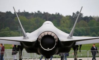 Τουρκικές μπούρδες: Ταΐζουν «σανό» ότι θα παραλάβουν F-35 – Θα το πετάνε με… καλούμπα