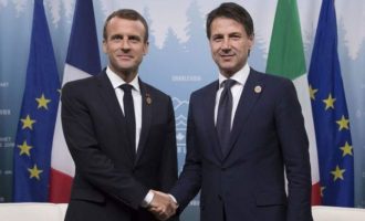Κανονικά το ραντεβού Μακρόν-Κόντε μετά την «άτακτη υποχώρηση» του Γάλλου Προέδρου