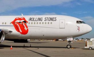 Το τζετ των Rolling Stones προσγειώθηκε ξαφνικά στη Σκιάθο