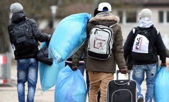 Πρόκληση: Η πάμπλουτη Γερμανία απαιτεί 4,5 δισ. ευρώ από την Ε.Ε. για το προσφυγικό!