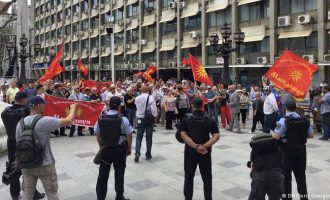 DW: Ο αντίκτυπος της συμφωνίας των Πρεσπών στα Σκόπια – Προτροπές και… δακρυγόνα