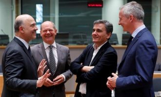 Ώρα μηδέν για το χρέος: Τριμερής συνάντηση Ελλάδας, Γαλλίας, Γερμανίας στο περιθώριο του Eurogroup