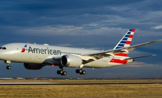 American Airlines και United αρνούνται να μεταφέρουν εκτός ΗΠΑ παιδιά μεταναστών