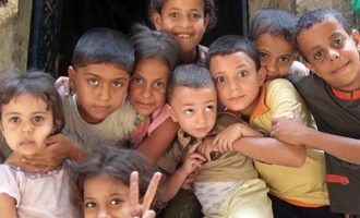 Κοντεύει να «σκάσει» από τον υπερπληθυσμό η Αίγυπτος – Έφτασε τα 104,2 εκ. – Γεννιέται ένα παιδί κάθε 15 δευτερόλεπτα