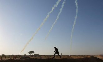 Τέσσερις Παλαιστίνιοι τραυματίες από πυρά στη Δυτική Όχθη